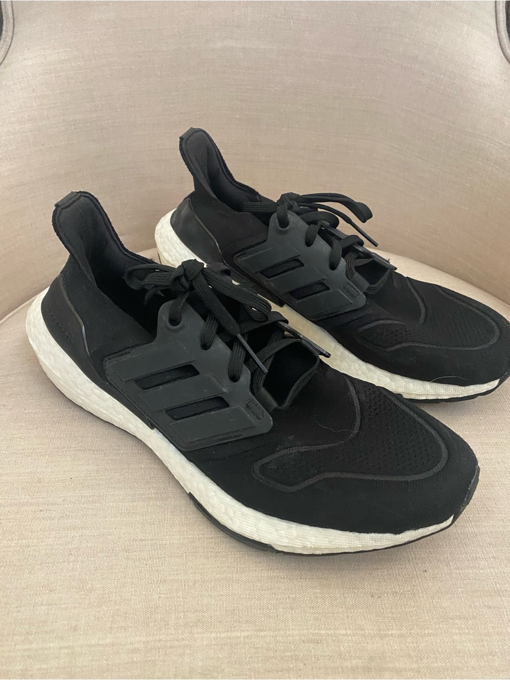 Adidas Ultra Boost Women’s Size 10